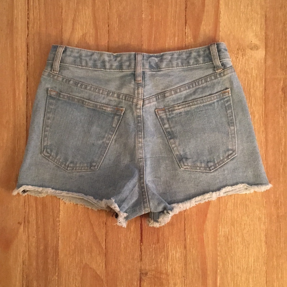 Forever 21 High Waist Distressed Light Denim Short